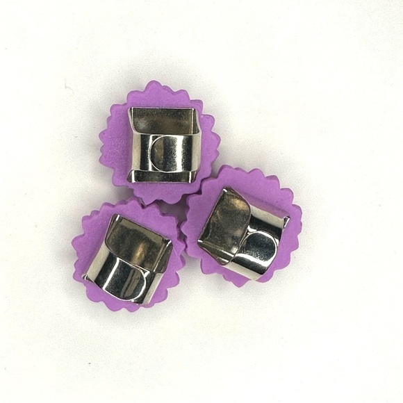 LOT OF 3 Light Purple Flower Rings Bundle - Adjustable - SOLD AS IS - Picture 4 of 8